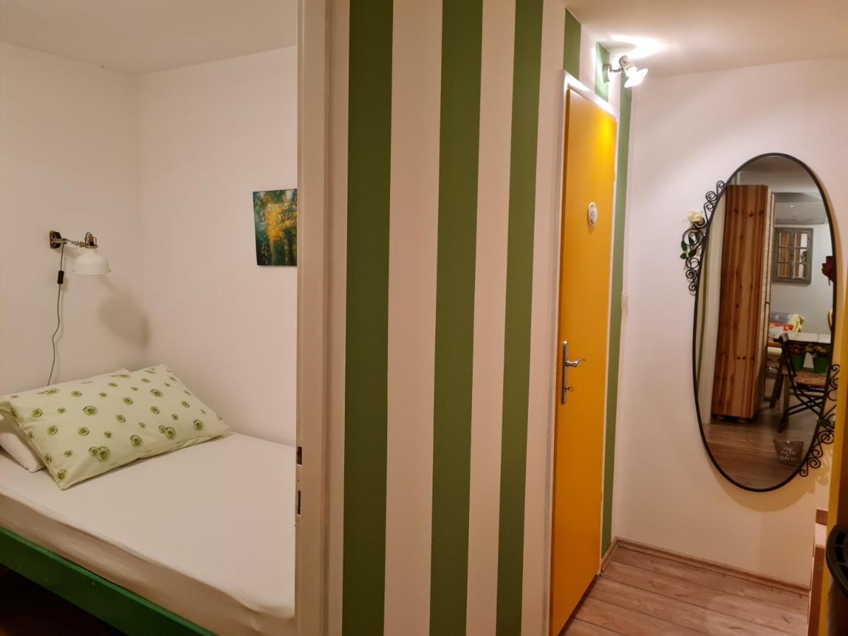 Charismatic Garden Cottage With Sea View Lokva Rogoznica Luaran gambar