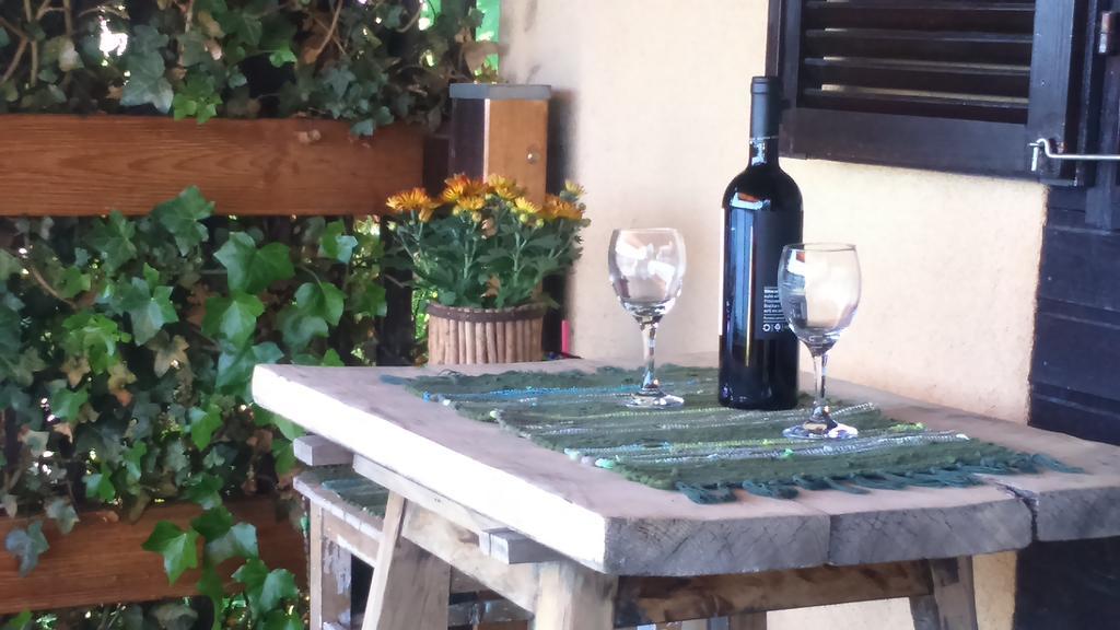 Charismatic Garden Cottage With Sea View Lokva Rogoznica Luaran gambar